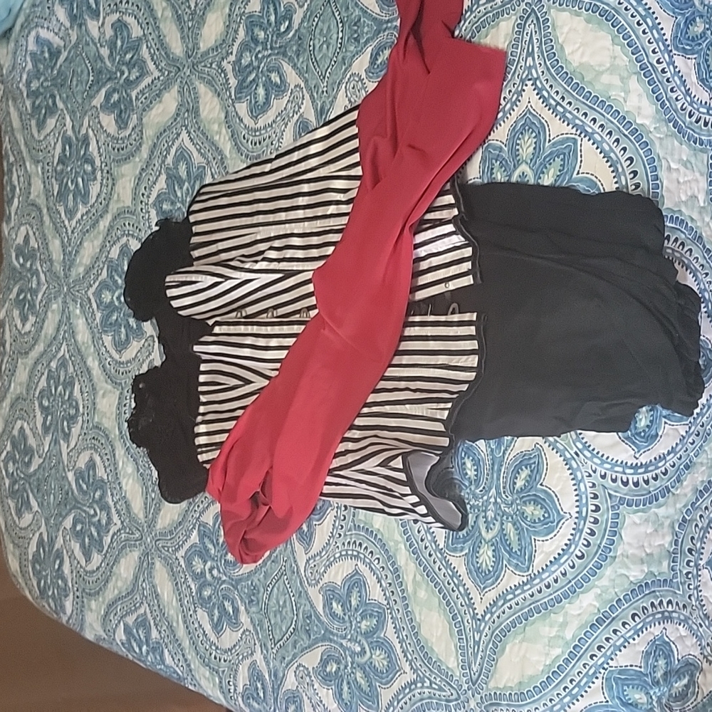 4 piece Pirate costume